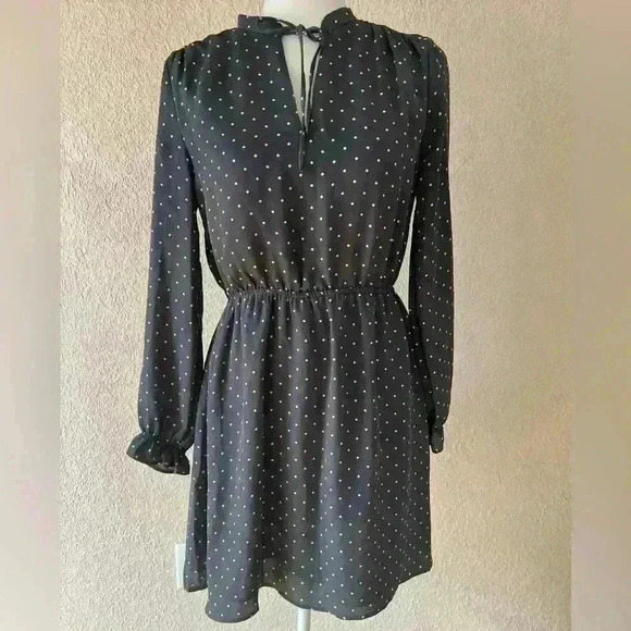 H&M  Polka Dotted Mini Dress - Picture 1 of 15